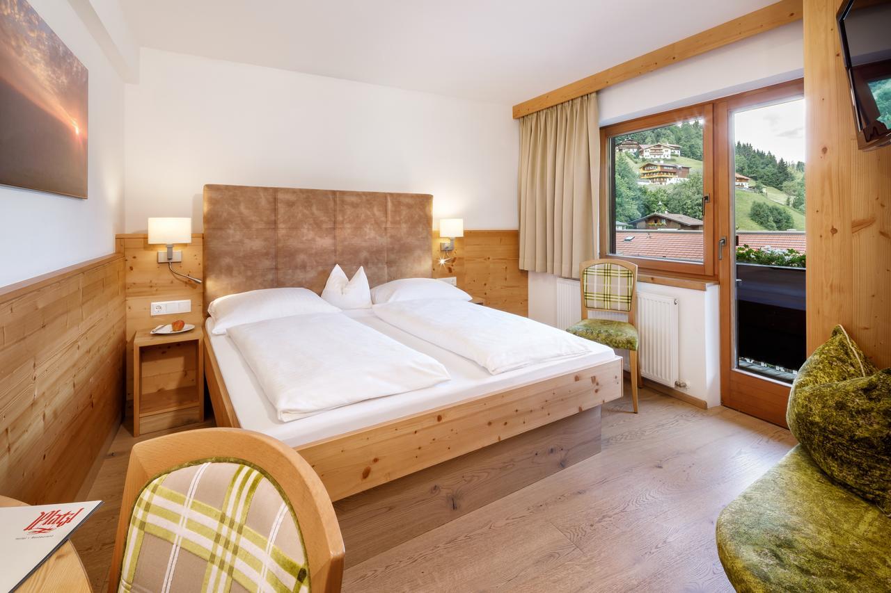 Hotel Platzl Ауффах Екстер'єр фото